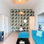 Bright Loft 4Br Marmikhael