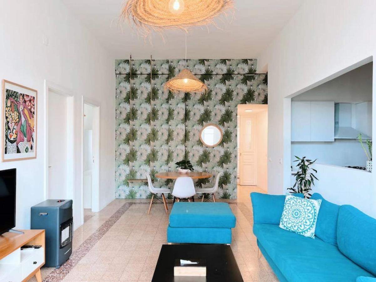 Bright Loft 4br Marmikhael Apartment