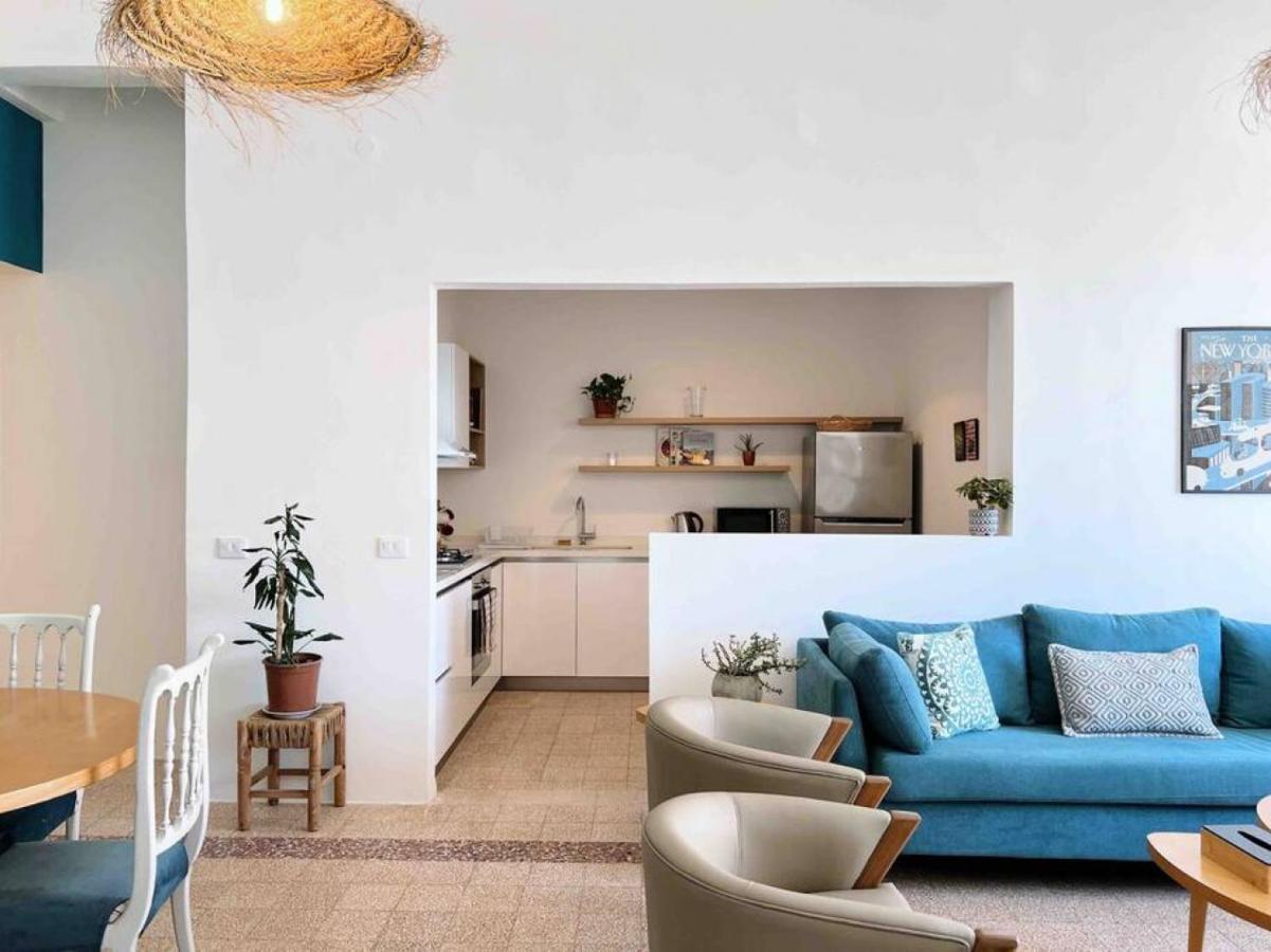Apartment Bright Loft 4br Marmikhael